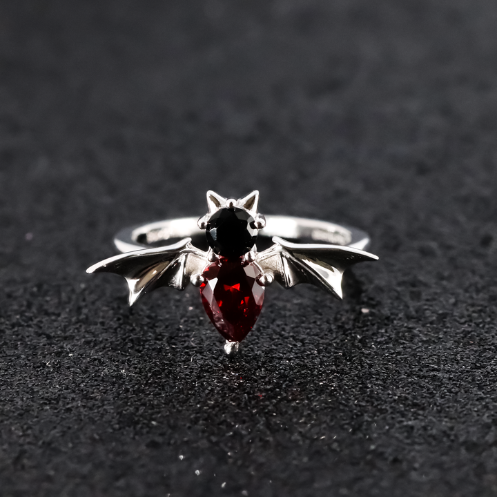 Saira's Familiar Bat Ring