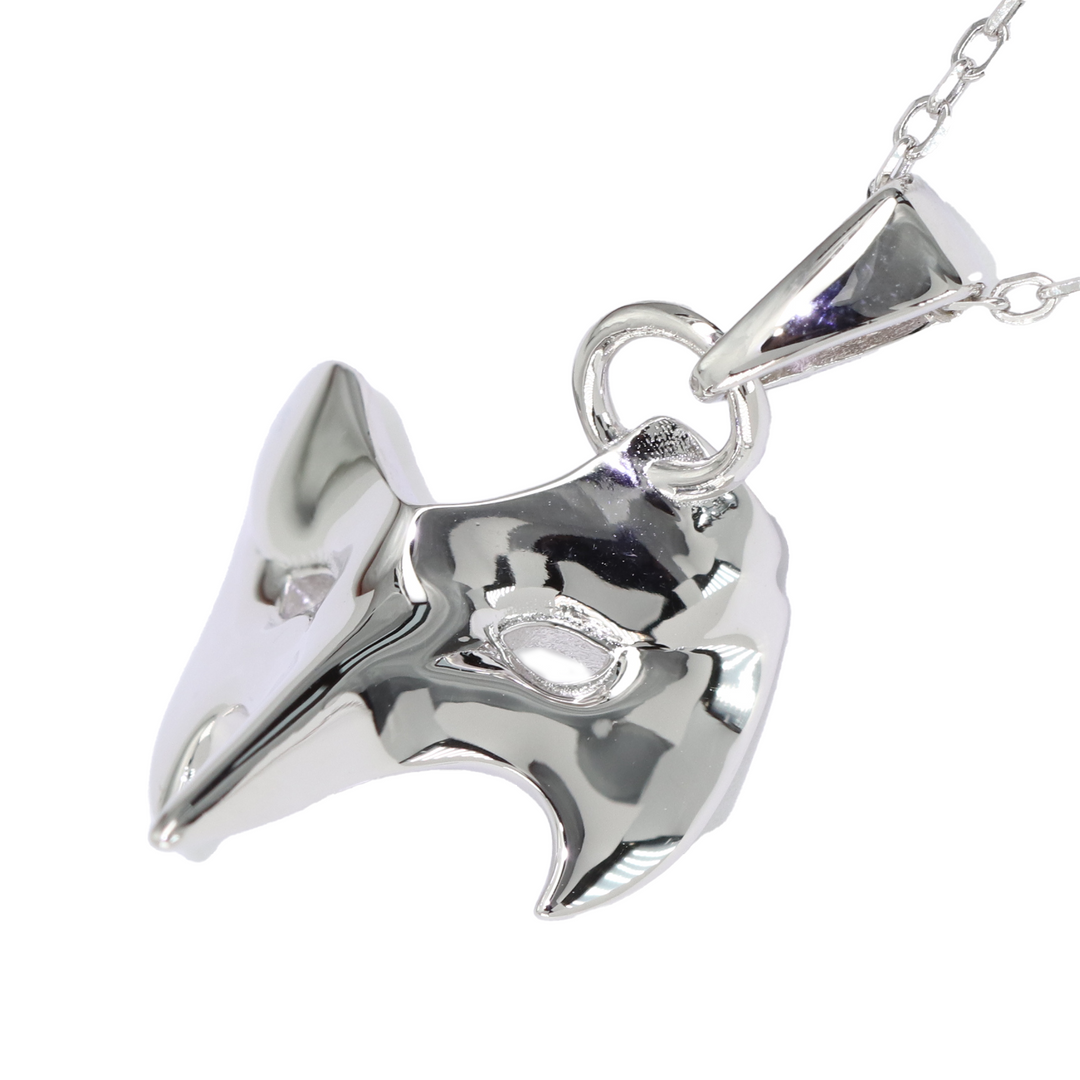 Image of a Crow-themed pendant inspired by Persona 5 Royal, featuring a detailed white mask design on a silver chain, symbolizing Crow's sophisticated and enigmatic character within the Phantom Thieves.